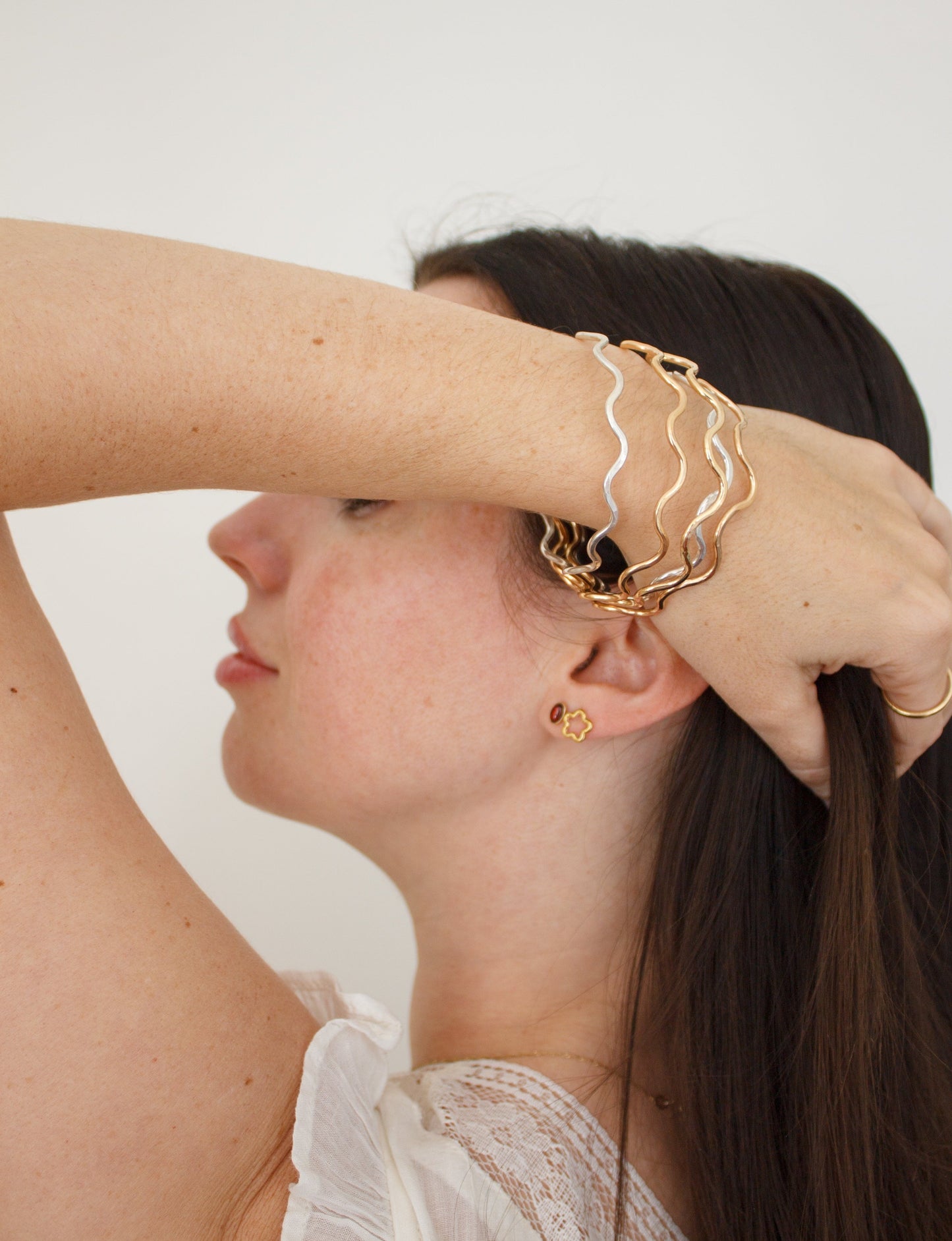 Wavy Bangle
